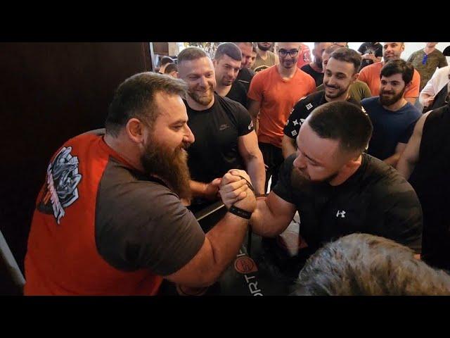 Genadi kvikvikia vs Beqa tavberidze Tenieshvili vs Bochoidze armwrestling