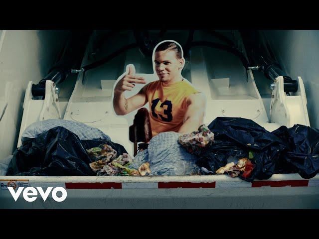 Residente - Ron En El Piso (Official Video)