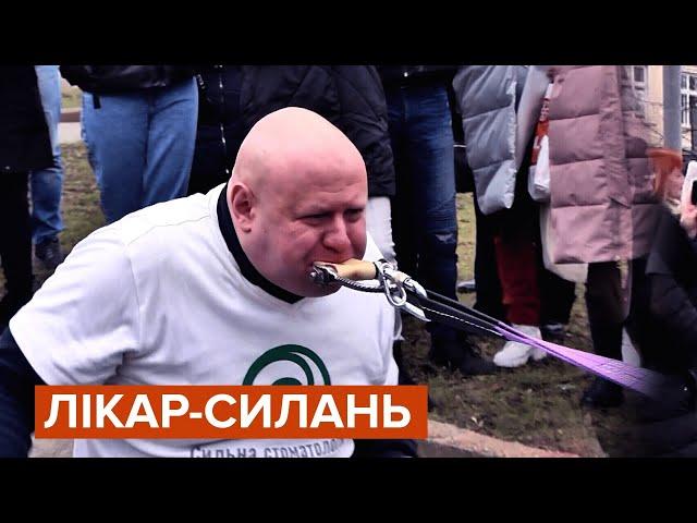 Український педіатр протягнув зубами швидку із двадцятьма дітьми у салоні