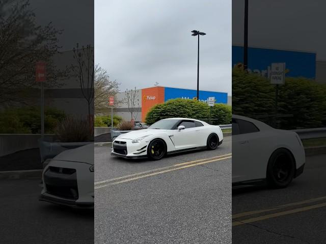 Nissan GTR Rolling Anti Lag Launch