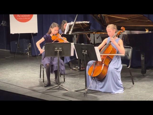 Trio con brio plays Bohm piano trio op 330 in DM