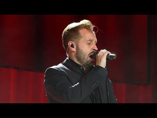 Alfie Boe & Michael Ball 'Not While I'm Around' Birmingham 05.12.17  HD