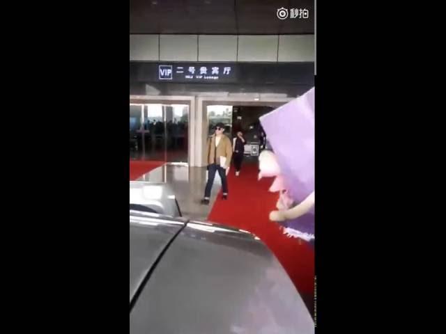 หูเกอเดินทางถึงหูหนาน เพื่อร่วมงานโกลเด้นอีเกิ้ล 20161015 4