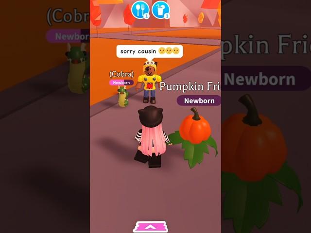 Ever happened to you?!?  #roblox #adoptmeroblox #adoptmeroblox #halloween2024 #shorts #mdq