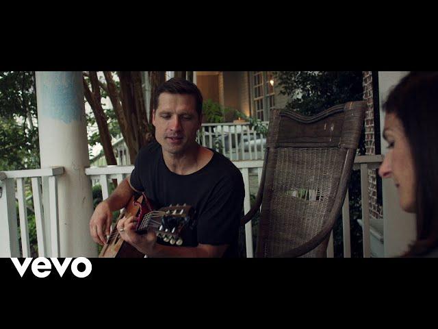 Walker Hayes - Don't Let Her (Official Video)