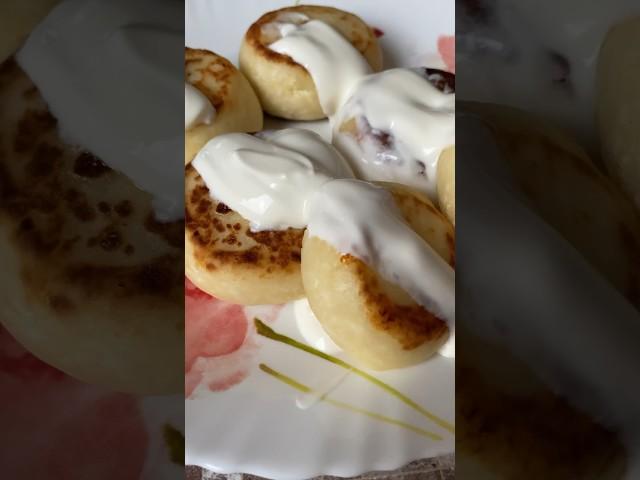 СЫРНИКИ, КАК В РЕСТОРАНЕ. ВКУС ТВОРОГА, А НЕ МУКИ, ПАЛЬЧИКИ ОБЛИЖЕШЬ  #рецепты #сырникирецепт