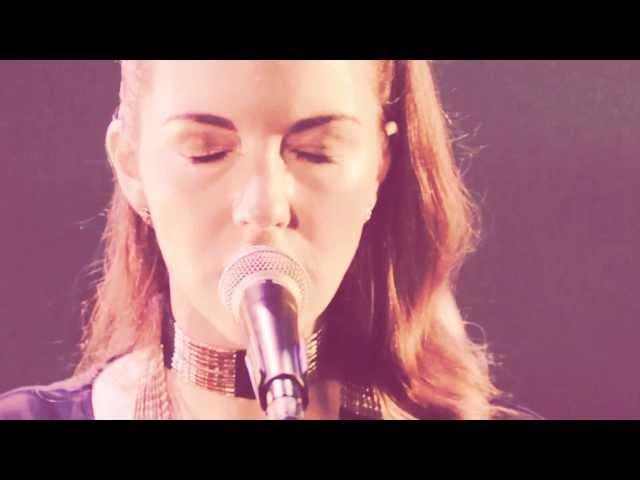 Chrysta Bell 'Right Down to You' (Live at SXSW 2012)