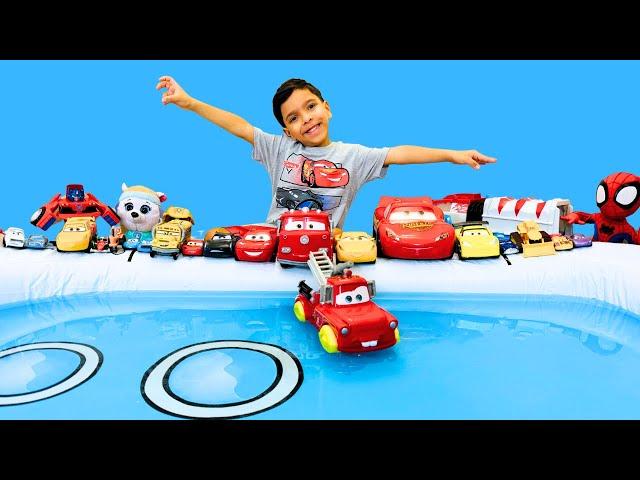 PLAYING WITH DISNEY PIXAR CARS, LIGHTNING MCQUEEN, TOW MATER, DISNEY CARS TOYS, TOY CARS, CARS MOVIE