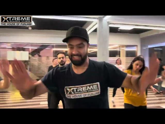 Kan Kar gal Sun. Chamkila, Amarjit Chamkila. Xtreme Bhangra fitness by Jassi Singh