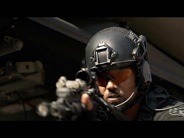 SWAT VS Cuchillo - S.W.A.T 1x02