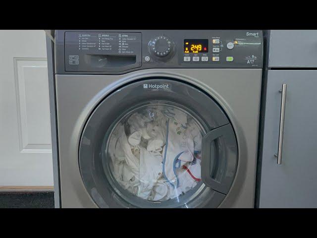 Hotpoint WMFUG942 - Cotton Standard 60c + extra rinse - full cycle