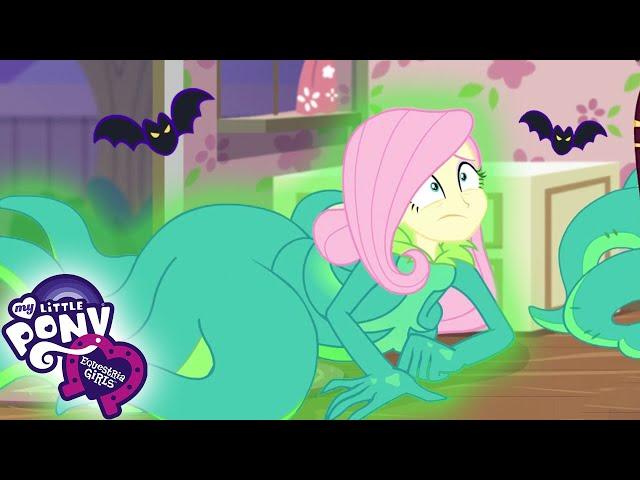 My Little Pony: Equestria Girls | Costume Conundrum ‍ | MLP EG Shorts