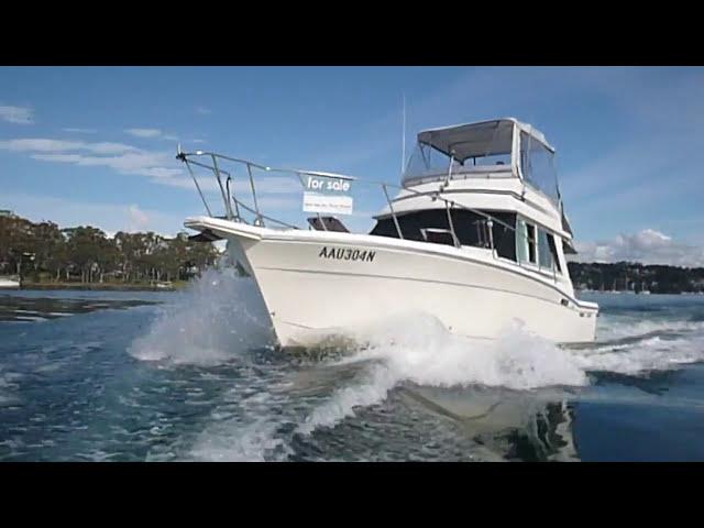 Mariner 3400 Flybridge Cruiser - Walkthrough