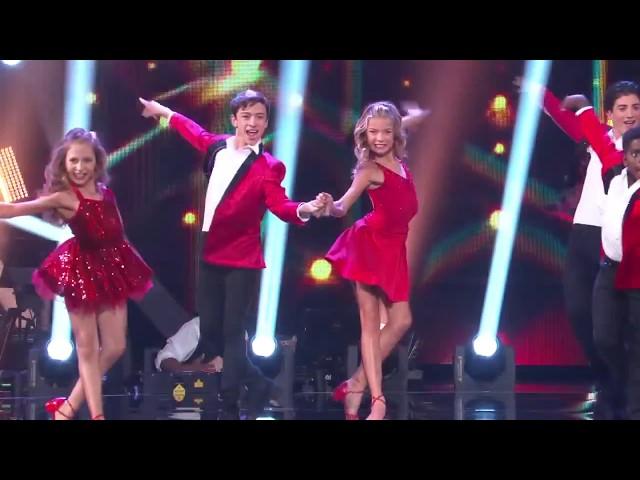 The Cast of Dancing with the Stars Juniors Perform on DWTS