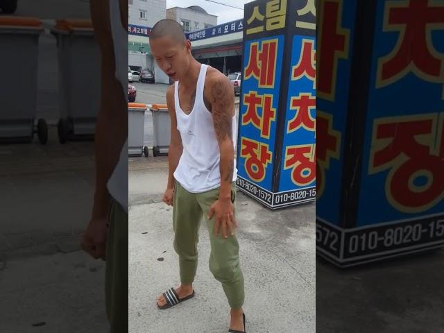 최고다윽박
