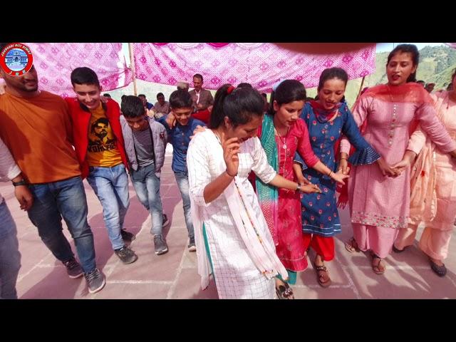 jaunsari anagan dance  tarli boys  V/S dilau girls