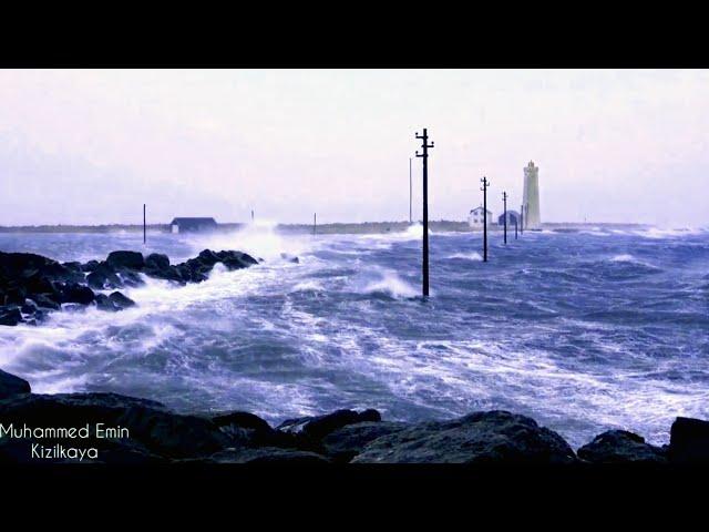 Chasing the violent winter storm around Reykjavik, Iceland (Muhammed Emin Kizilkaya) /RP