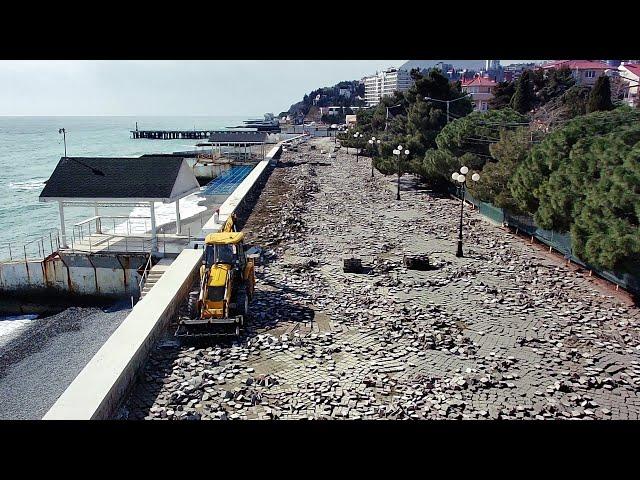 РАЗБИРАЮТ набережную Алушты. РЕКОНСТРУКЦИЯ началась. Алушта сегодня Крым 2022.