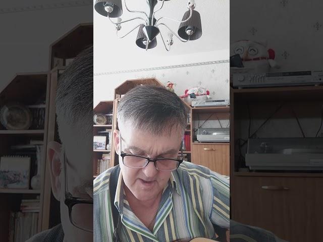 "Мимозы"- автор слов и музыки Александр Власов.