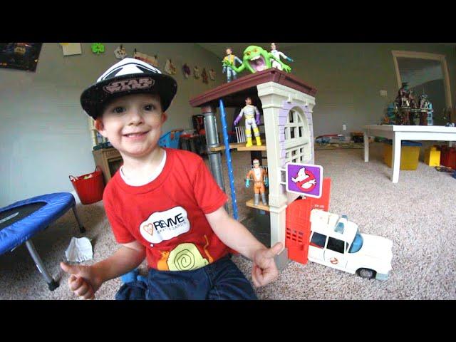 Father & Son Get BEST TOY EVER! / Ghostbusters Firehouse!