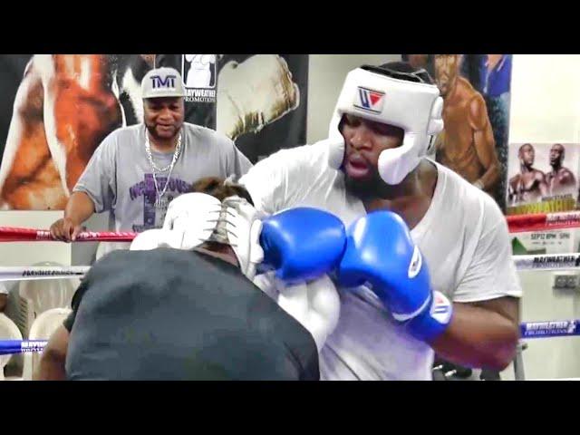 Marcellus Williams Jr sparring inside the Mayweather Boxing Club