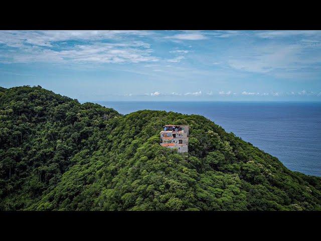 LA CASA  "Abandonada" de CARO QUINTERO