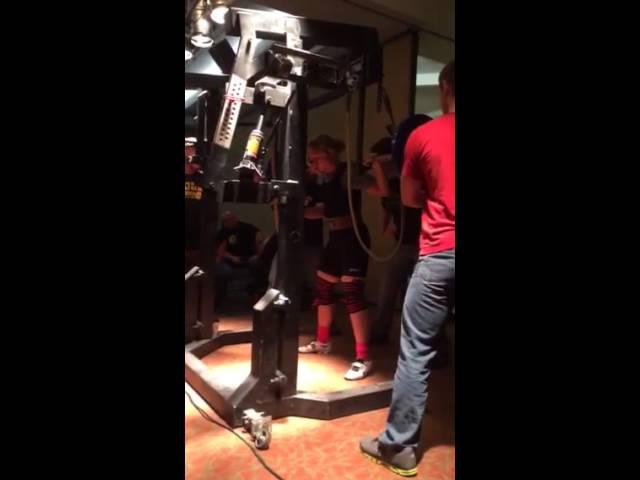 Crystal Taibi 225 lb squat