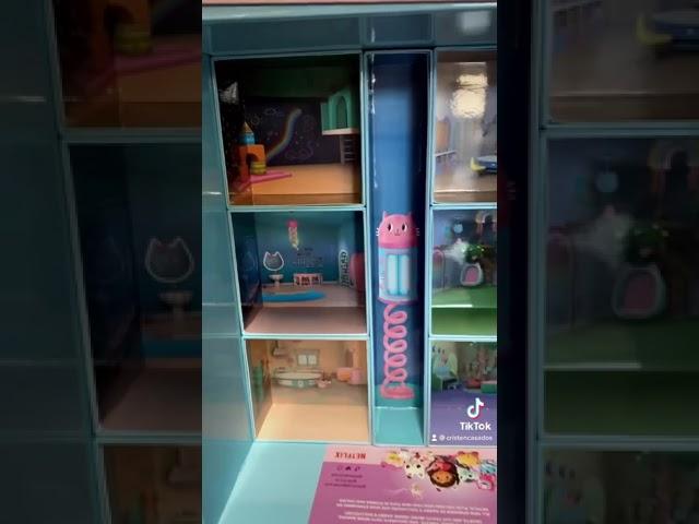 NEW Gabby’s Dollhouse Toys from Spinmaster.  Thanks for the fun gifts, Dreamworks!