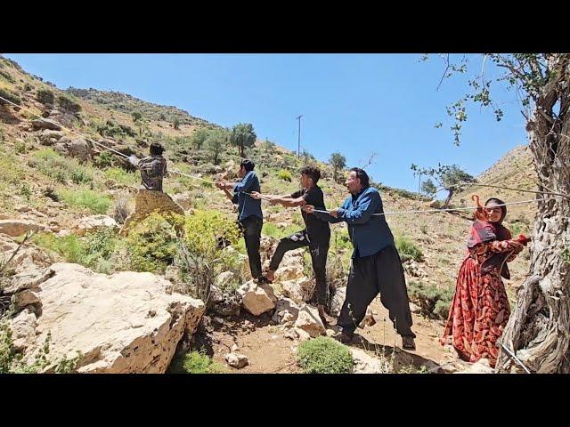 They Built a Cable Pulley System by Hand! Nomadic Innovation at Its Finest ️️