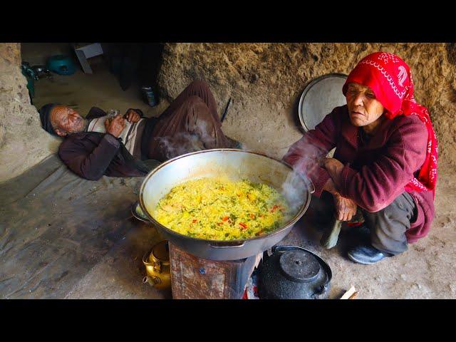 Old lovers Living in a Dangerous and Risky Cave | love in Old Age | Village life in Afghanistan