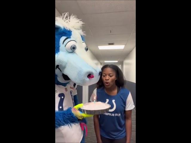 Blue the Mascot Pies more people 3