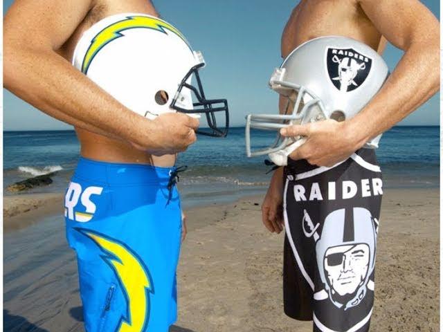 Quiksilver x NFL Boardshorts