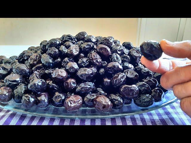 How to Remove the Bitterness of Black Pickled Olives and How to Store them Without Spoilage