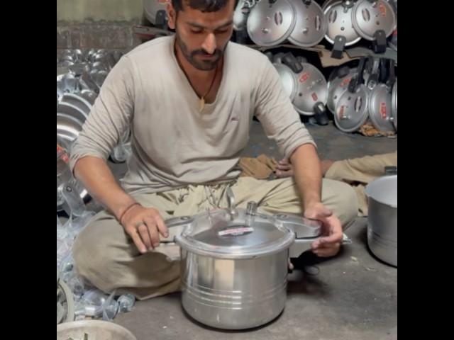 How to Make Pressure Cooker in Factory