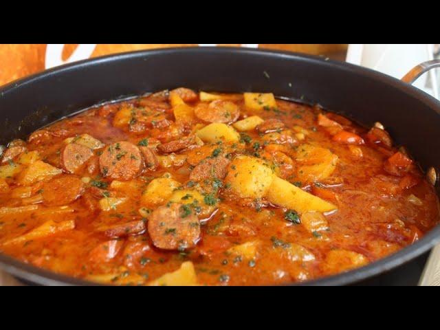 Farmer's pot with spicy Mettenden, really hearty and delicious with paprika and potatoes