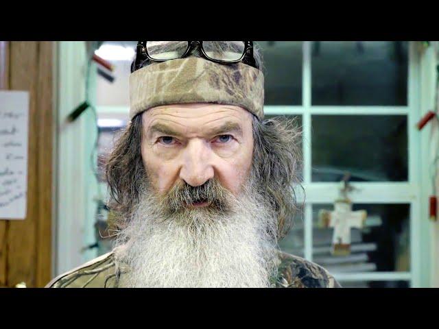 Phil Robertson Eats Dinner with the King, and He LOVES It