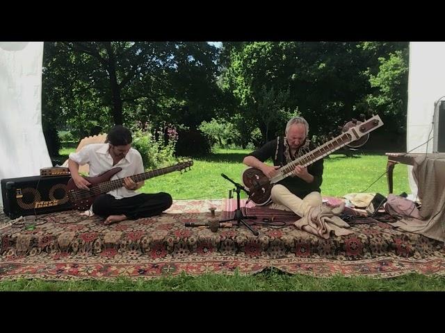 Raga Jhinjyoti Sitar and bass guitar