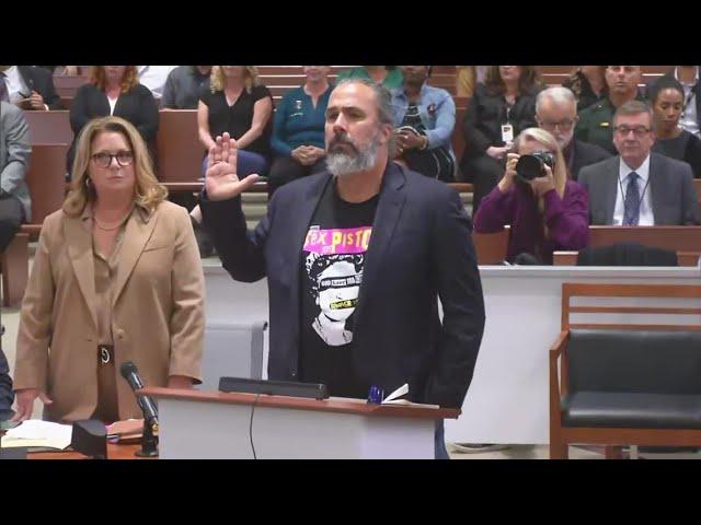 'It's time for you to be afraid of me:' Manuel Oliver addresses Parkland school shooter