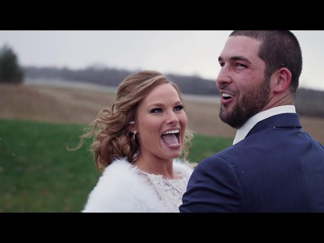 Snowy Christmas Wedding in Southern Indiana