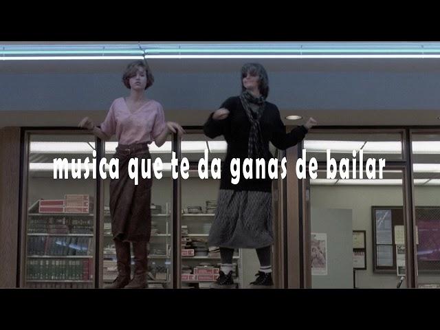La música te hará sentir ganas de bailar.| concierto a las 3 am