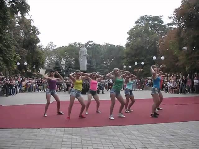 Реггетон - начинающая граппа (Choreography By - Lana Holinska) г.Николаев