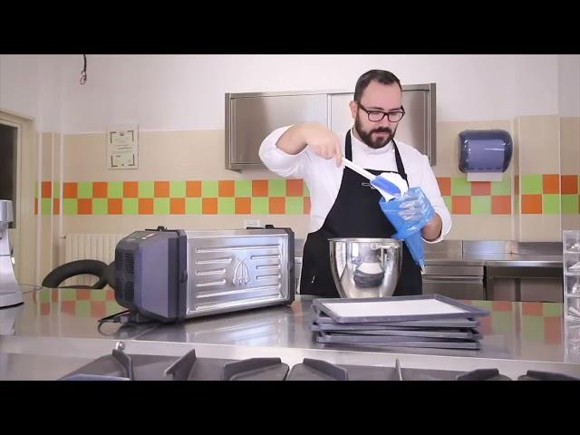 Making meringues in Atacama dehydrator