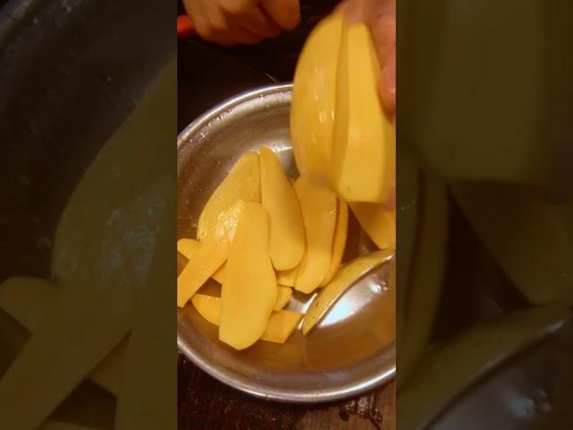 MANGO CUTTING | OMG!