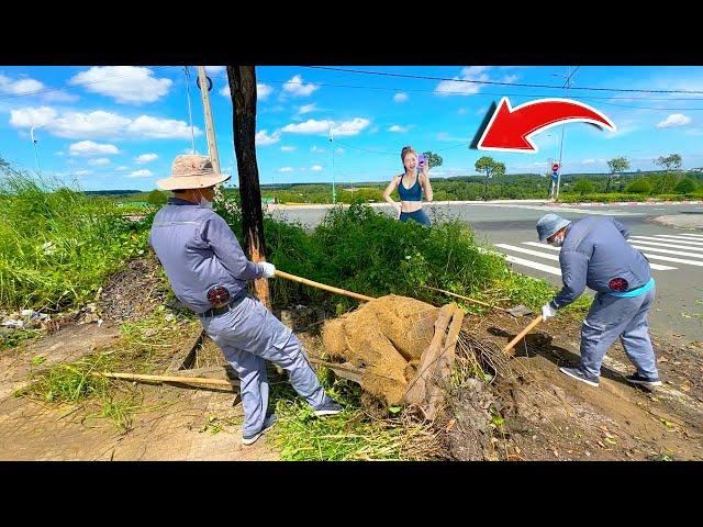 WIDE sidewalks are dramatically transformed with primitive TOOLS | Clean up Lawn