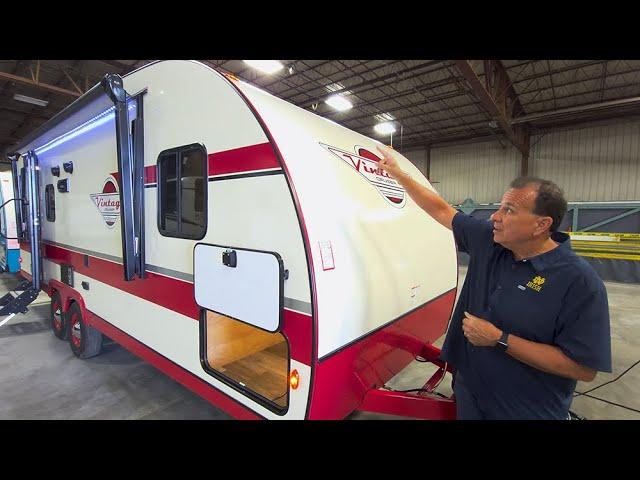 Gulf Stream Coach Vintage Cruiser Walkthrough: Lightweight Luxury Meets 1950s Style