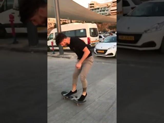 בטיילת באשקלון #short