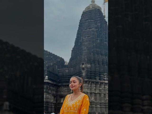 Tina dutta arrived trimbakeshwar temple with father #tinadutta #trimbakeshwar #tina