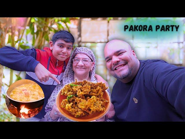 Pakora Party with Family | Traditional Pakistani Village Cooking