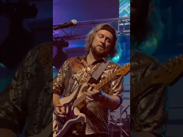 Reign - Chad Wesley (Bluezy 2018) Live performance #guitarsolo #bluesrock #stratocaster #bluesguitar