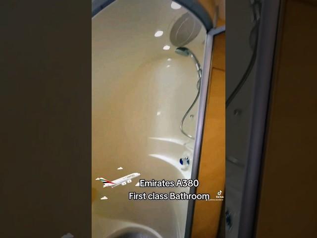 Emirates A380 First Class Bathroom, Shower in the sky!!! | Full vid link in comment